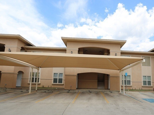 Primary Photo - 413 Shiloh Dr