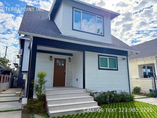 Photo - 678 E 45th St House