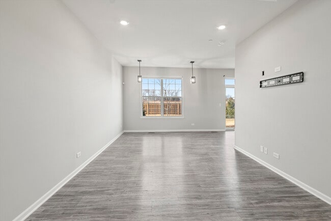 Building Photo - 2045 Stuttle Rd