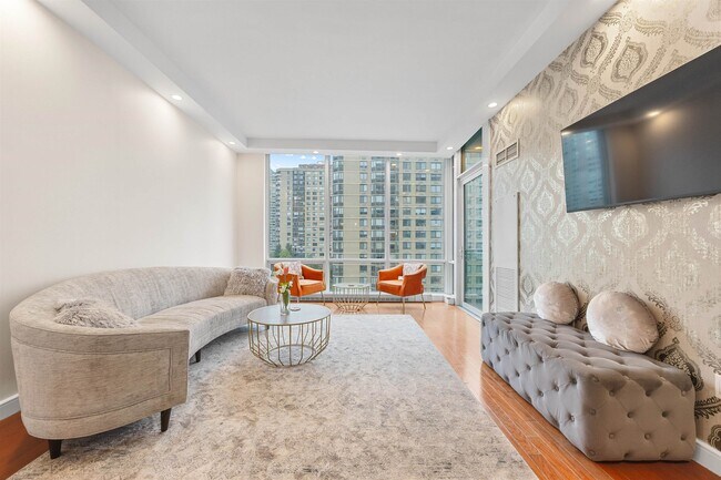 Foto del edificio - 20 Newport Pkwy