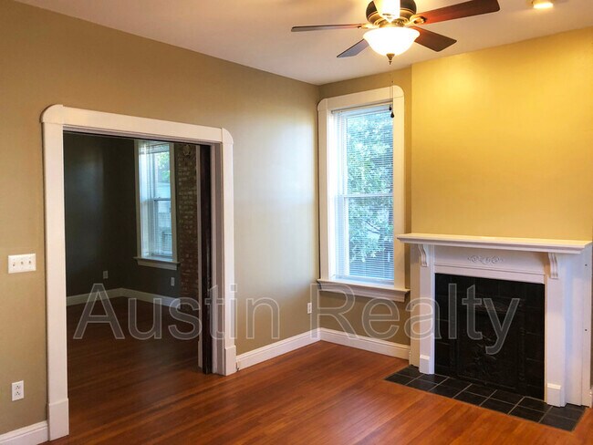 Foto del edificio - 3138 Sutton Blvd