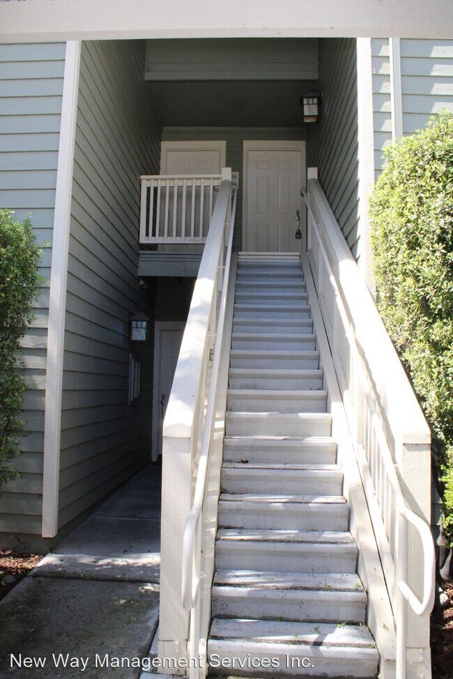 Building Photo - 1 br, 1 bath House - 96 Lakeshore Court