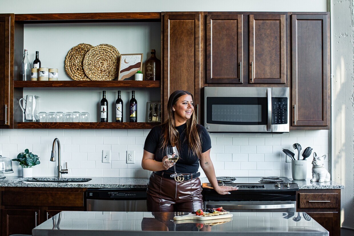 The Julian Apartments in Columbus, OH