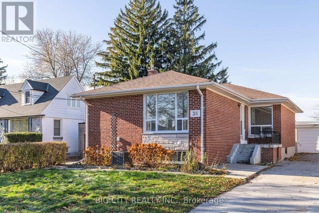 Photo du bâtiment - 30 Wexford Blvd