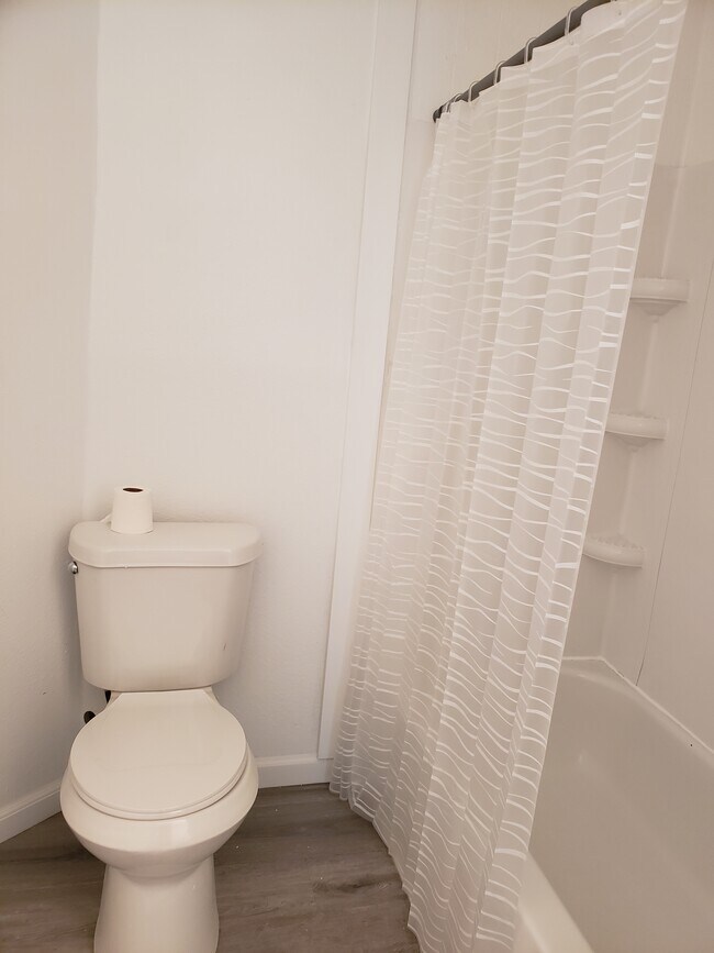 Foto del edificio - 1626 Dickinson St