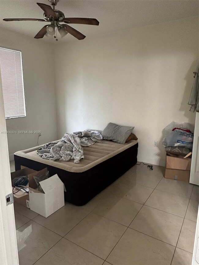 Foto del edificio - 2551 SE 16th Ter