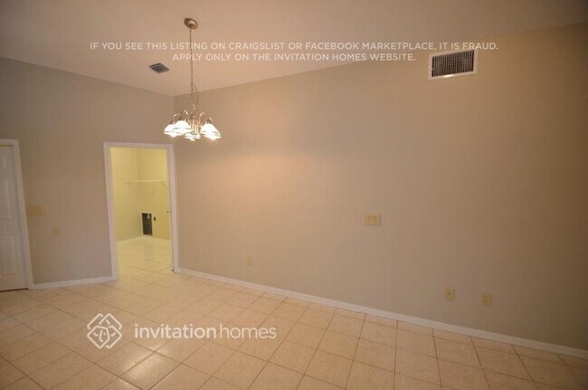 Foto del edificio - 4706 Portobello Cir