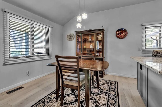 Foto del edificio - 6726 Tonawanda Creek Rd