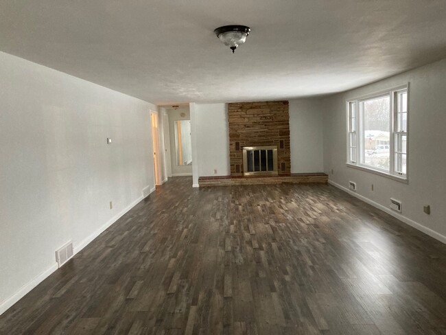 Foto del edificio - 1560 Grandview Dr