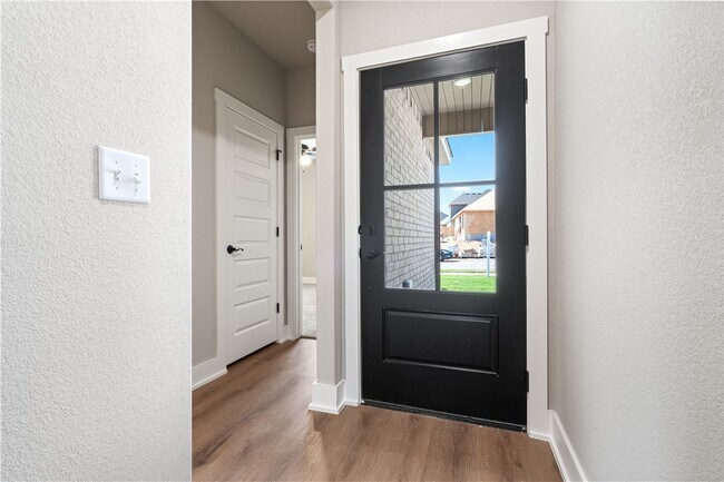 Foto del edificio - 7006 SW Orange Ave