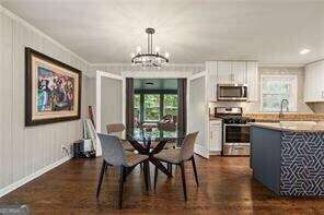 Foto del edificio - 3235 Woodview Dr SE