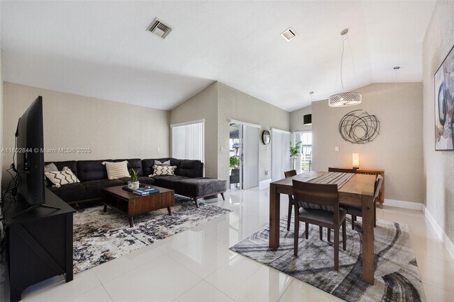 Foto del edificio - 3506 NW 79th Way