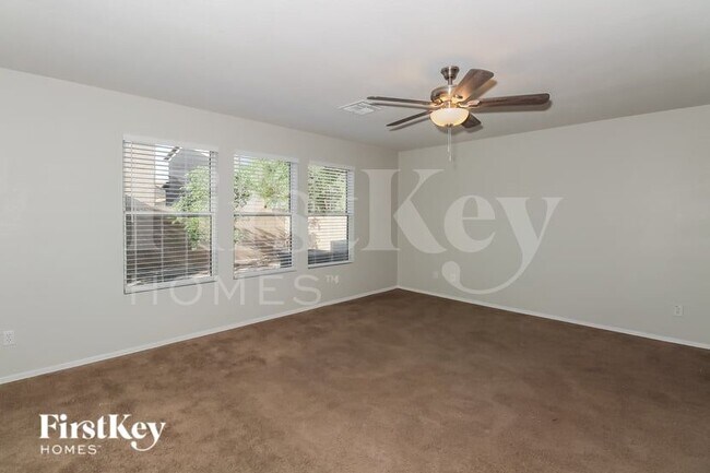 Building Photo - 1064 W Sea Star Dr