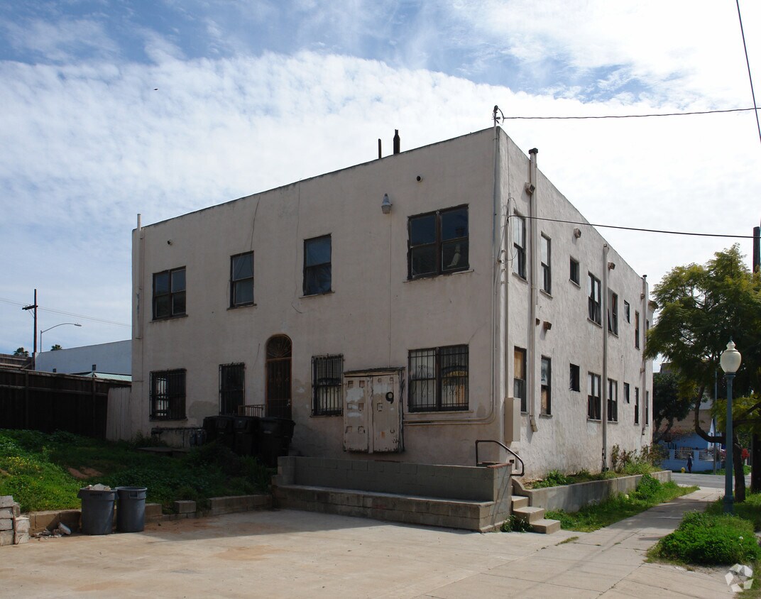 2002 Market St, San Diego, CA 92102 Apartments in San Diego, CA