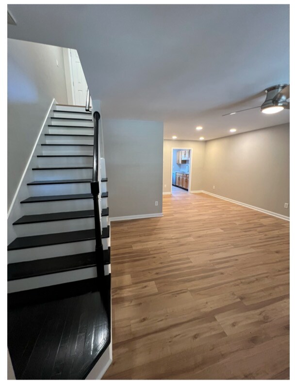 Foto del edificio - 221 Highgate Cir