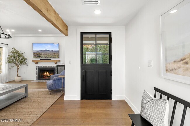 Foto del edificio - 7602 E Vía Del Reposo