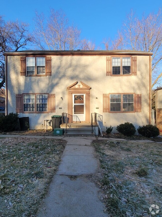 Building Photo - 808 N 47th St