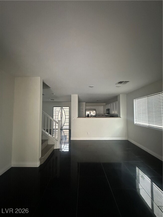 Foto del edificio - 755 Sunrise Crossing St