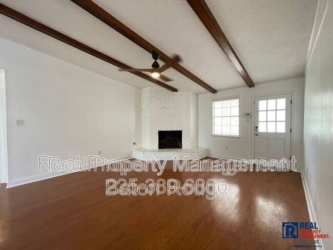 Foto del edificio - 5536 Parkforest Dr