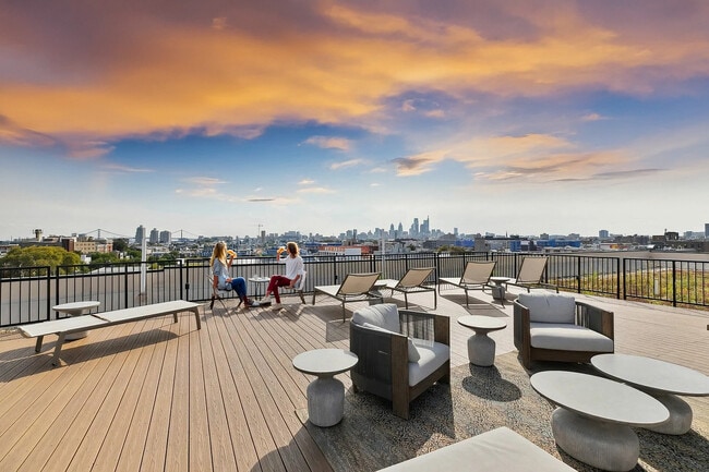 Stunning Rooftop Views - The Parkside Fishtown Apartments