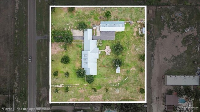 Building Photo - 20 N Shary Rd