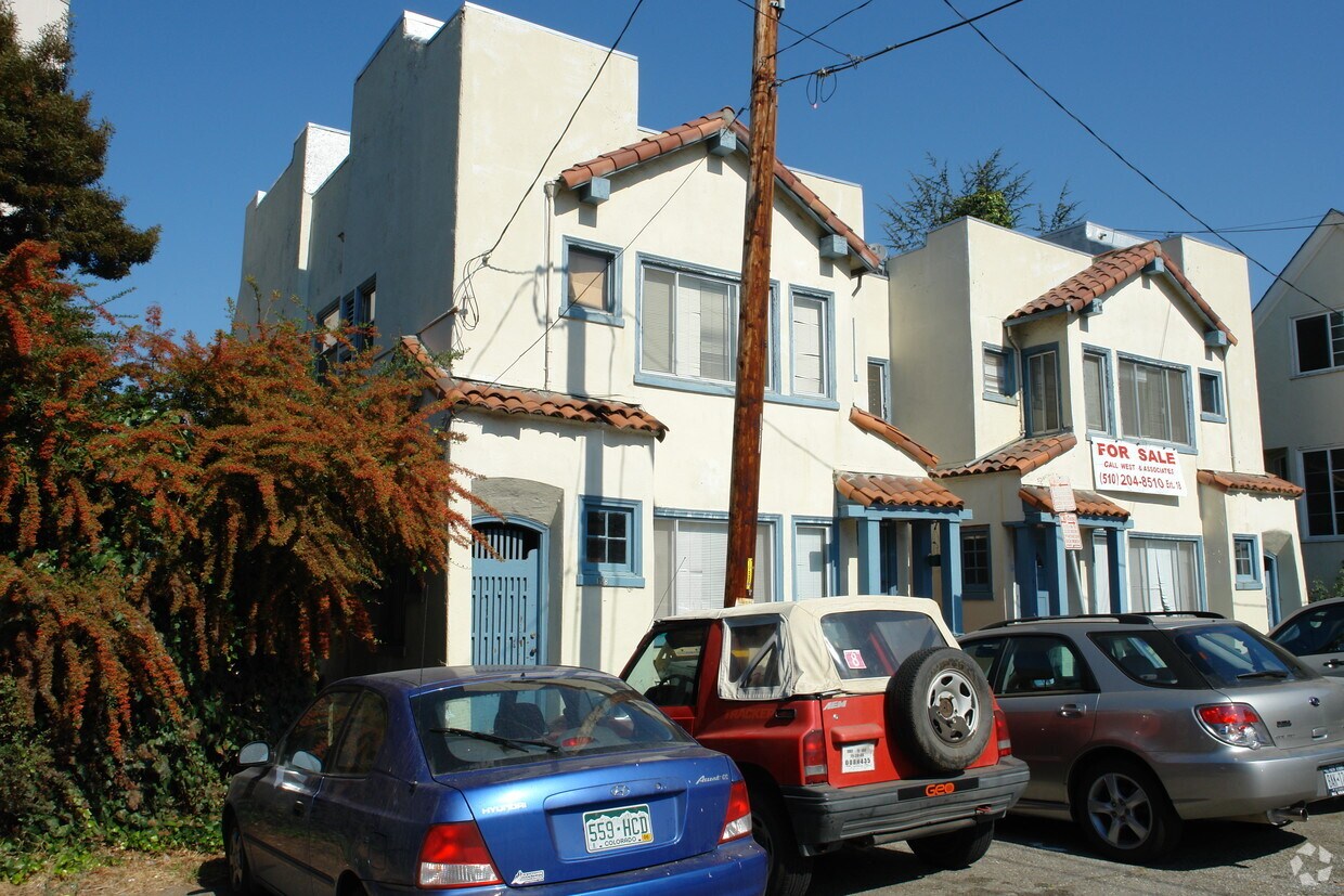 Primary Photo - 118 Hamilton Pl