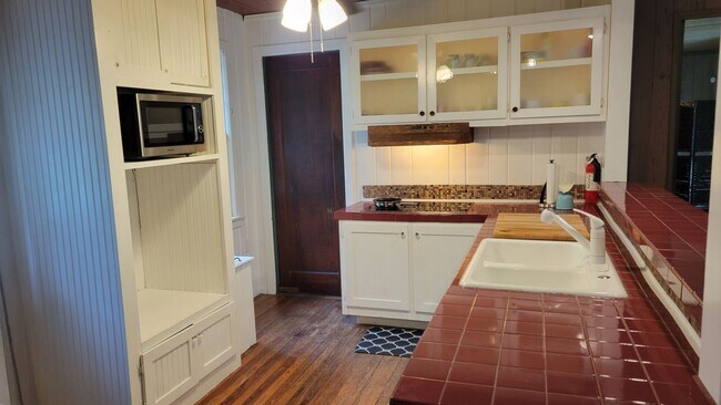 Foto del edificio - Annual/short term or seasonal turnkey furn...