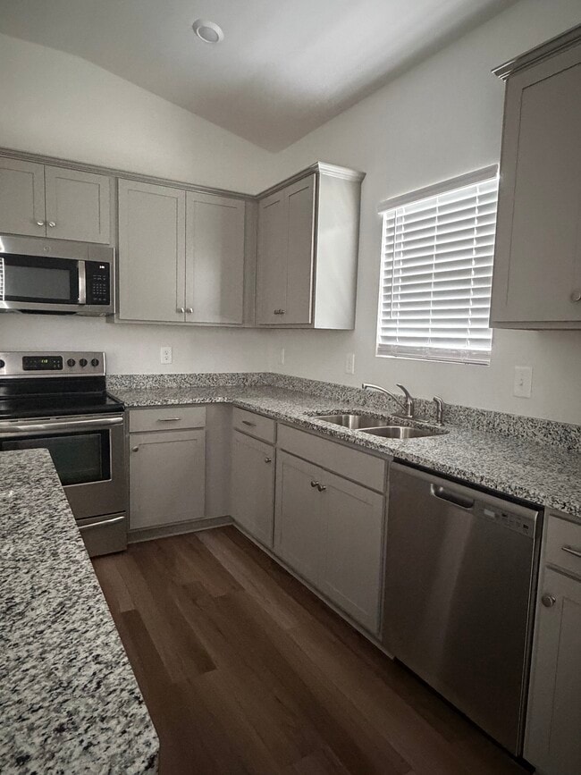Building Photo - 1317 Boswell Ct
