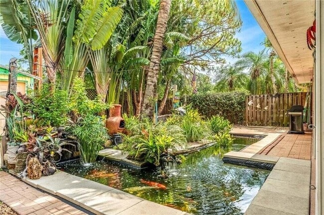 Building Photo - 115 36th Ct