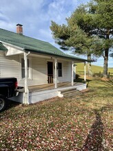 Building Photo - 11115 W Blue Grass Trail