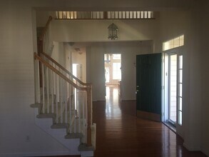 Building Photo - 4412 Chickasaw Ct