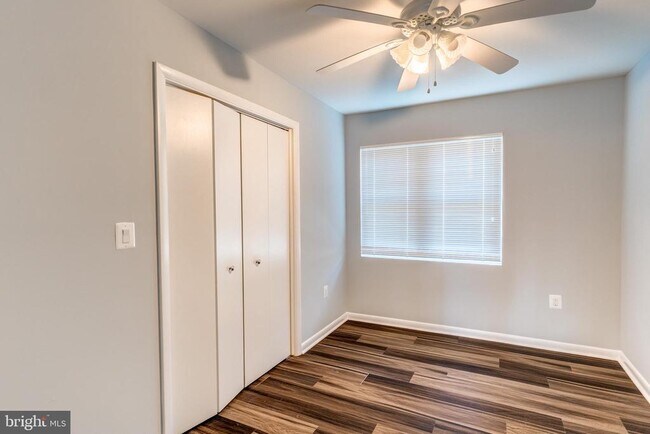 Building Photo - 12121 Catalina Dr