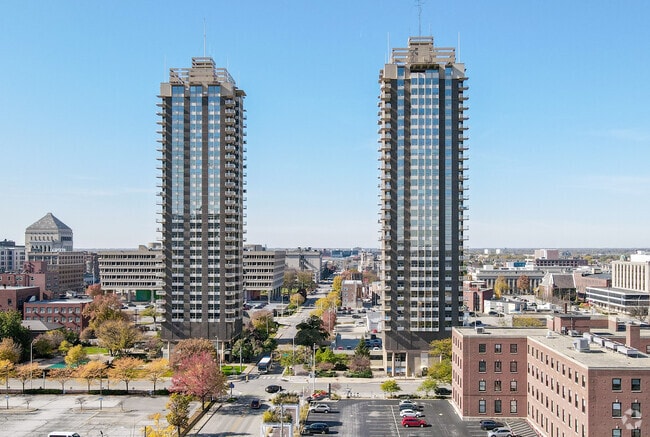 Building Photo - Riley Towers