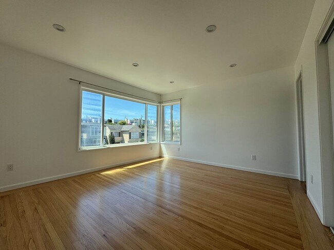 Foto del edificio - 14 Ocean Grove Ave