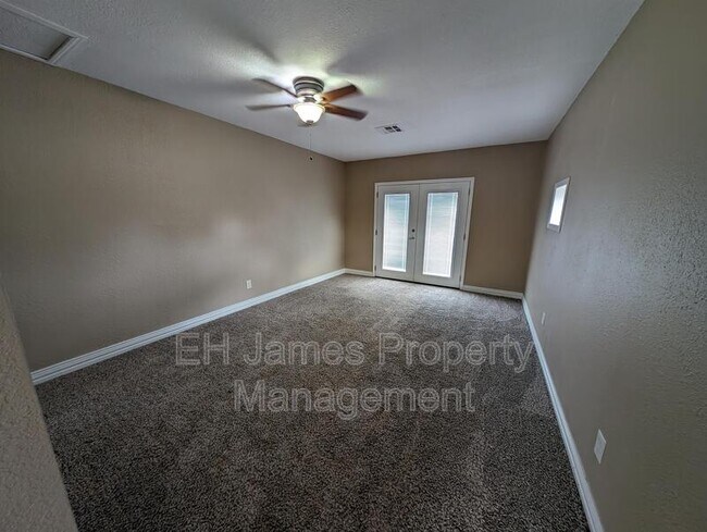 Foto del edificio - 104 Aspen Ct