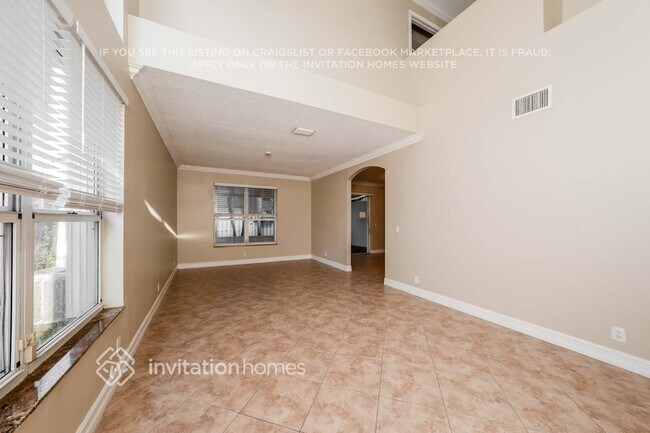 Foto del edificio - 7901 Lakewood Cove Ct