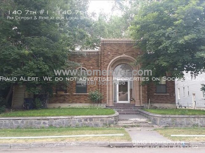 Primary Photo - 140 7th St