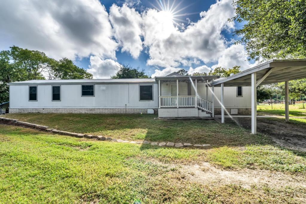 Primary Photo - 508 N Echols St