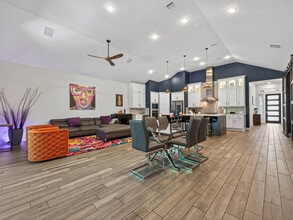 Building Photo - 16647 Polletts Cove Rd