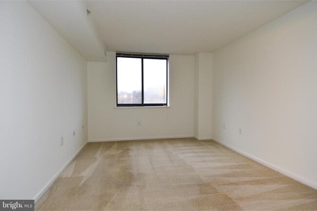 Building Photo - 2230 George C Marshall Dr