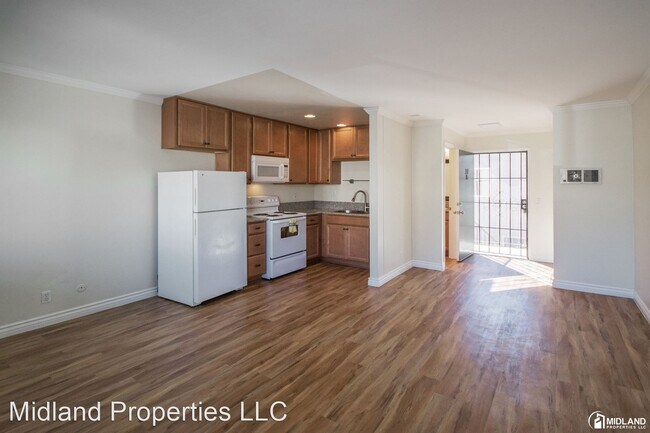 Foto del edificio - 3710-3722 Alabama St