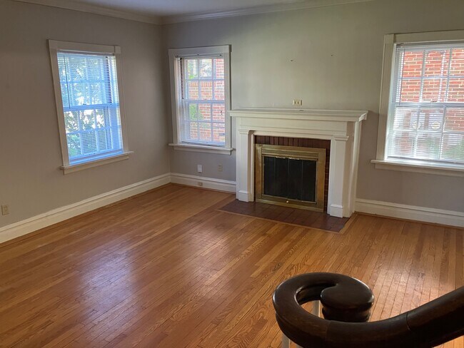 Foto del edificio - 7808 Delmar Blvd