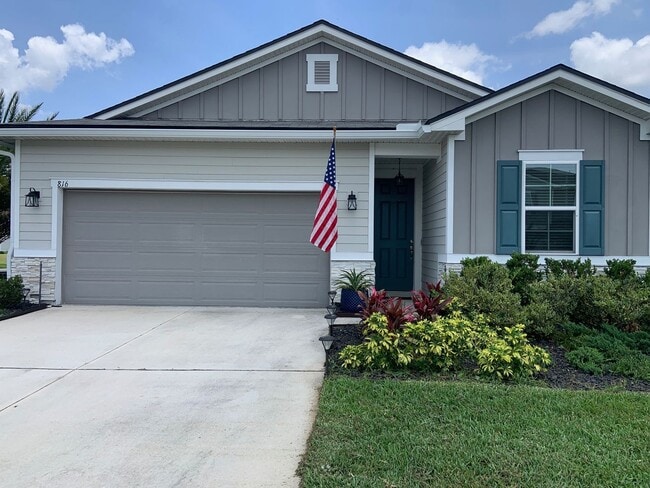 Foto del edificio - 816 Redtail Ln