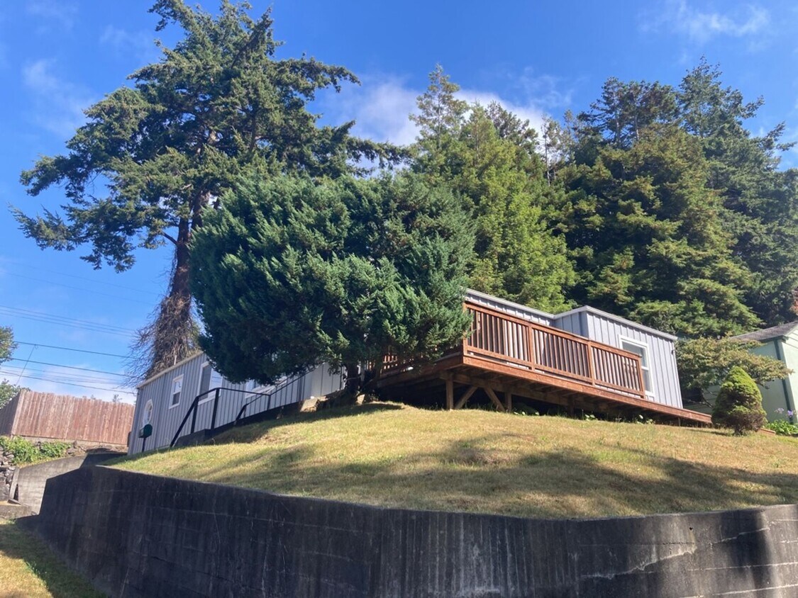 1306 Del Norte St, Eureka, CA 95501 - House Rental in Eureka, CA