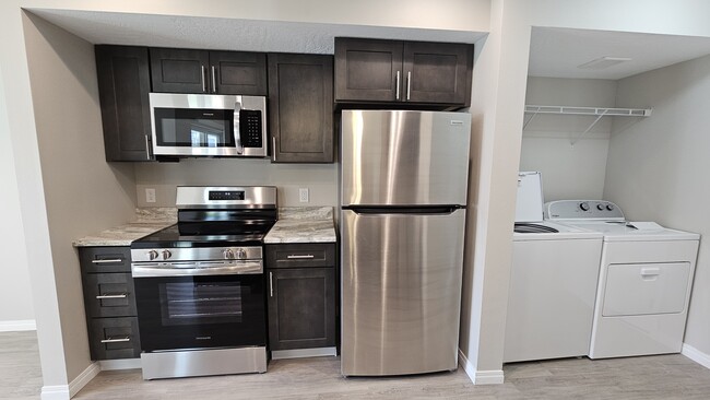 Foto del edificio - Mountain View Duplexes, Ponderay, LLC