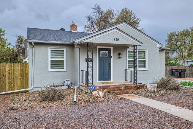 Photo - 1225 E Yampa st House
