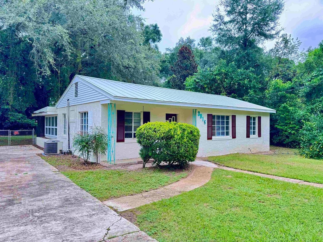 Foto principal - 3916 Cates Ave