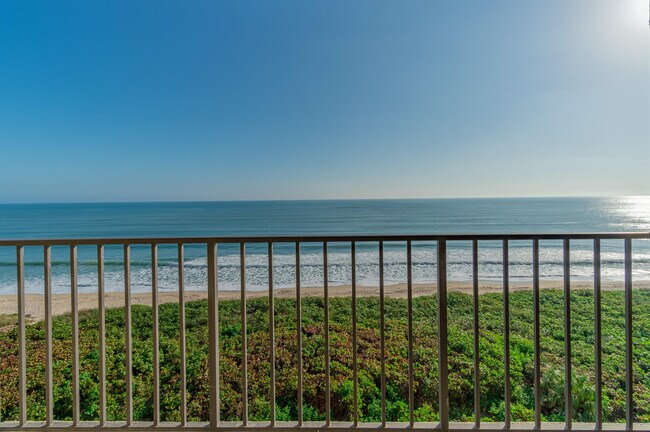 Building Photo - 4200 N Highway A1a  814 Hutchinson Island ...