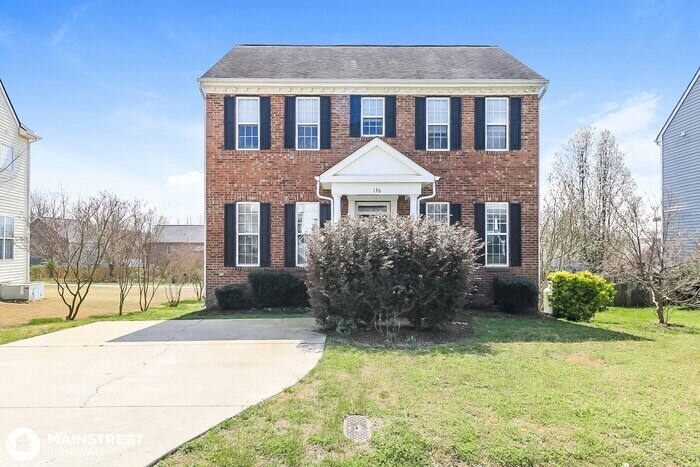 Primary Photo - 136 Haywood Ln, Clayton, NC 27527