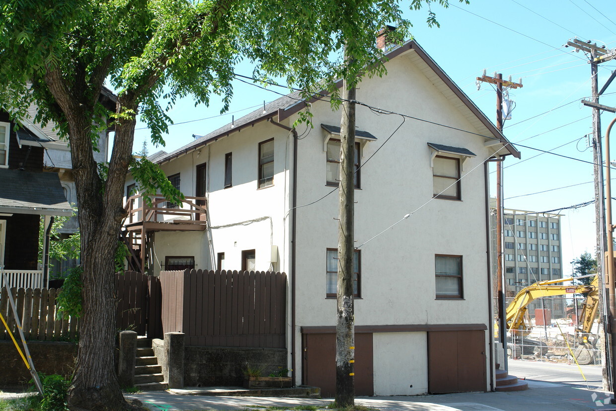 Building Photo - 2700 Channing Way